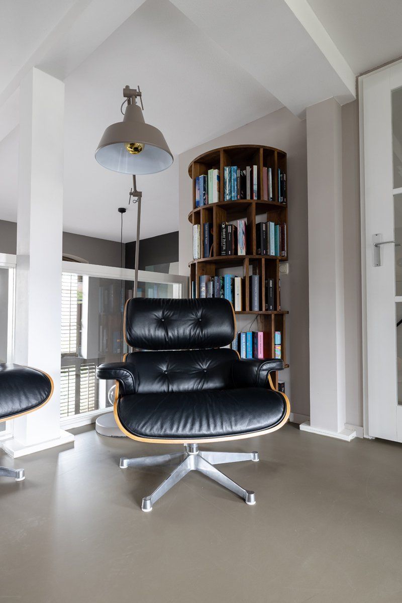 browser vingerafdruk Martelaar Vitra Eames Lounge Chair en Ottoman | Eijerkamp Wonen