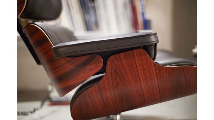 Vitra Eames Lounge Chair & Hocker