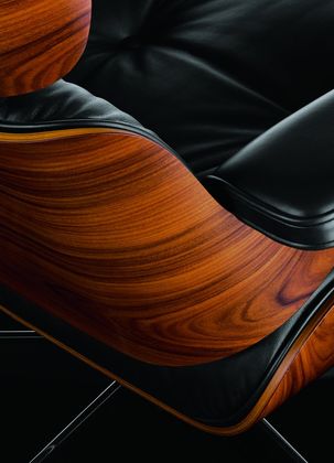 Vitra Eames Lounge Chair & Hocker