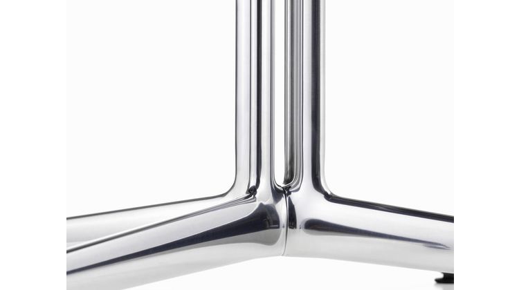 Vitra Eames RE DAL Armstoel