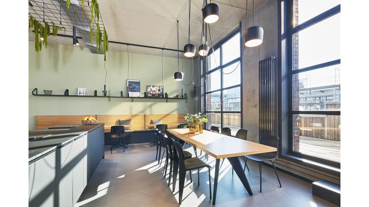 Vitra EM Table Eettafel