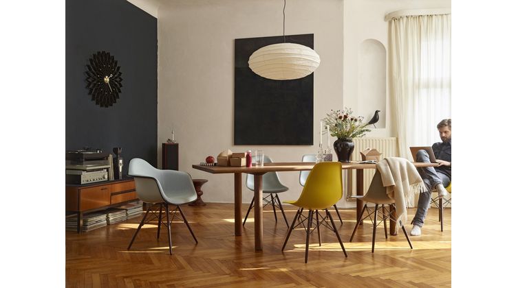 Vitra House Bird Eames