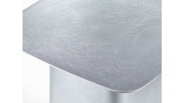 Vitra Metal Side Table L Bijzettafel