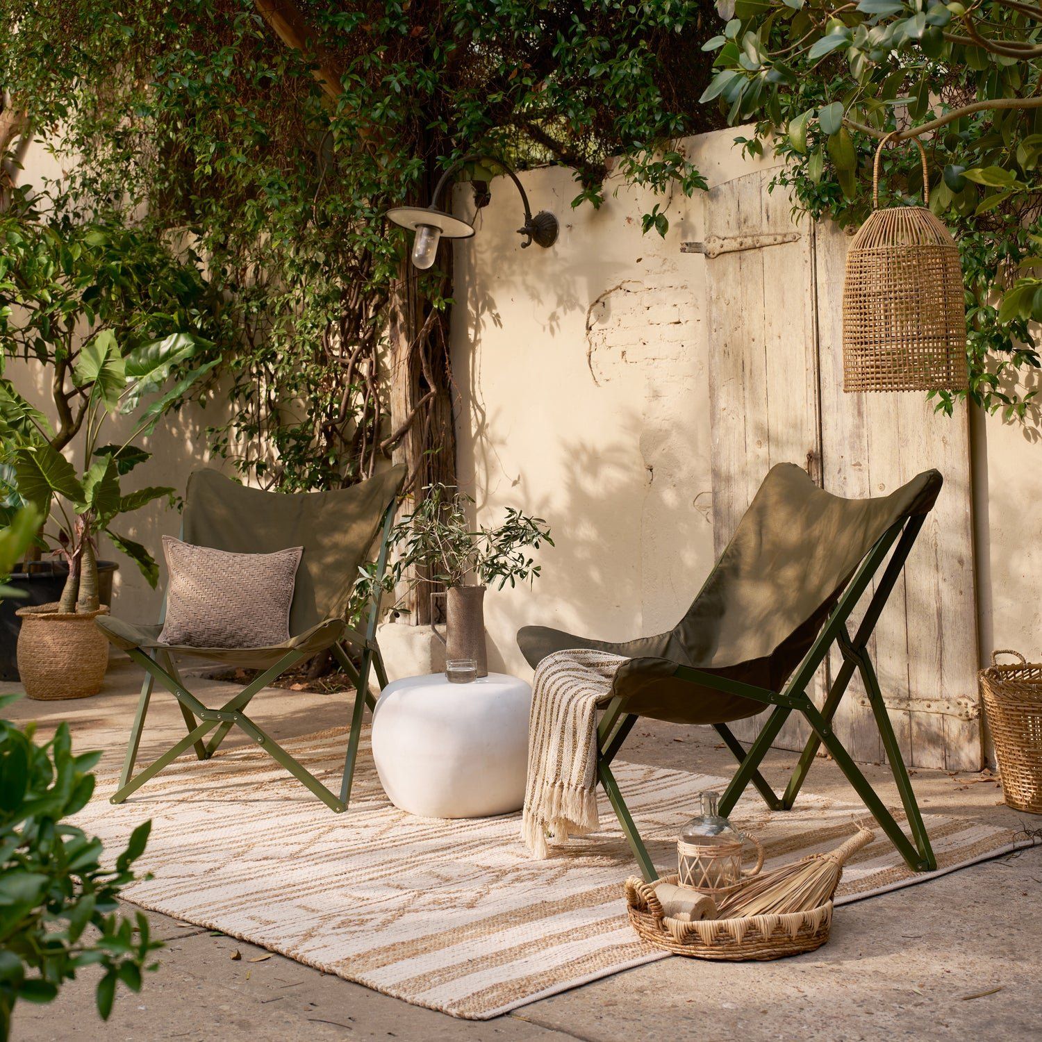 vtwonen Pebble Bijzettafel