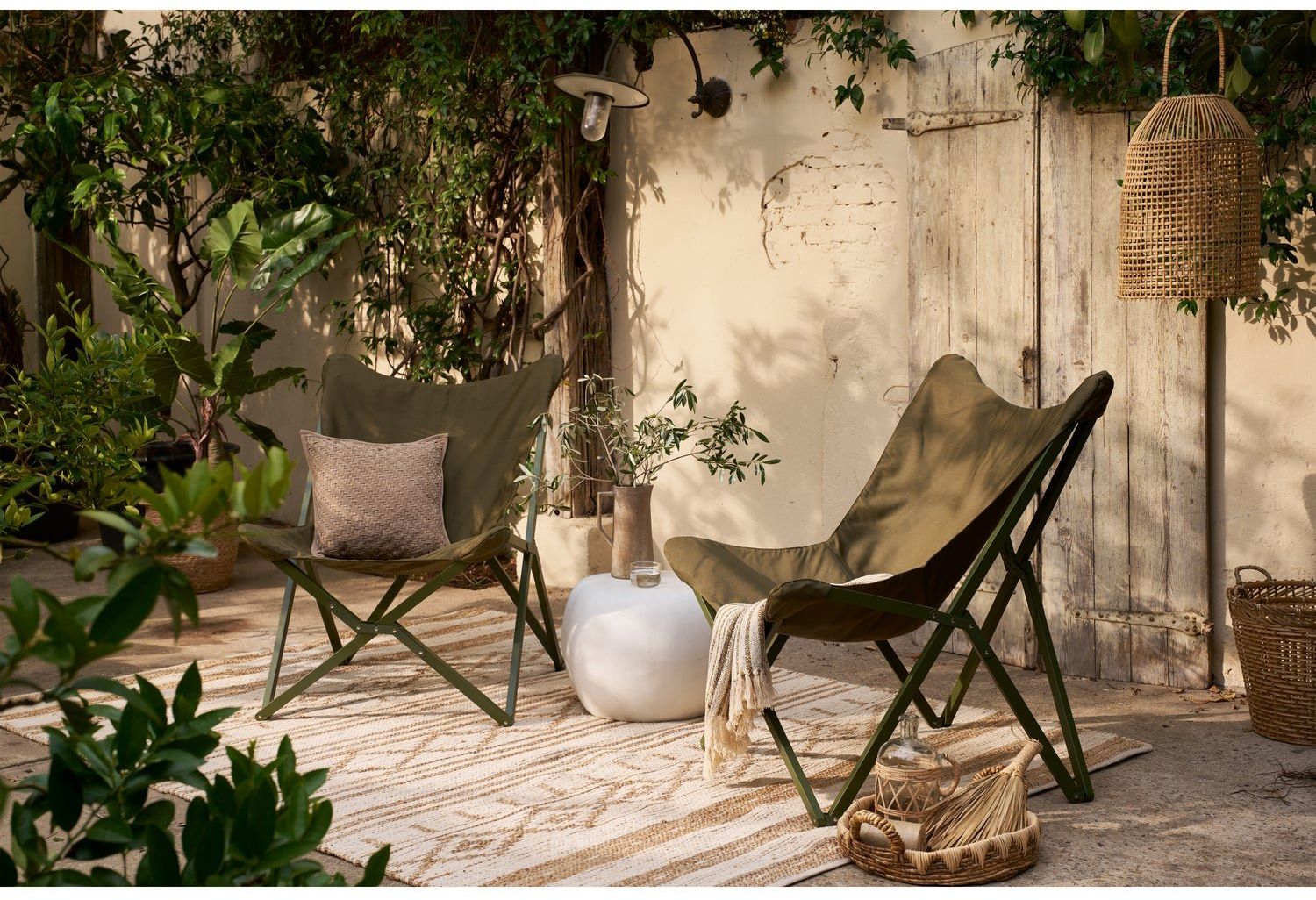 vtwonen Pebble Bijzettafel