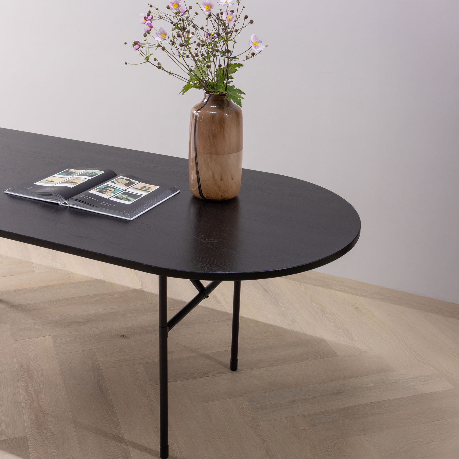 WOOOD Arthur Eettafel