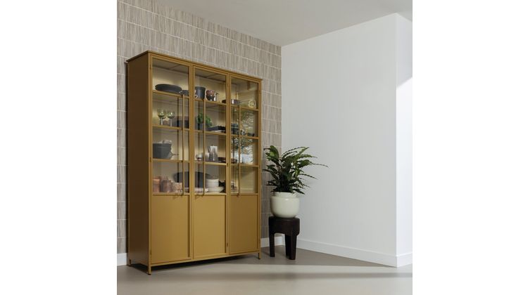 WOOOD Exhibit 3-deurs Vitrinekast