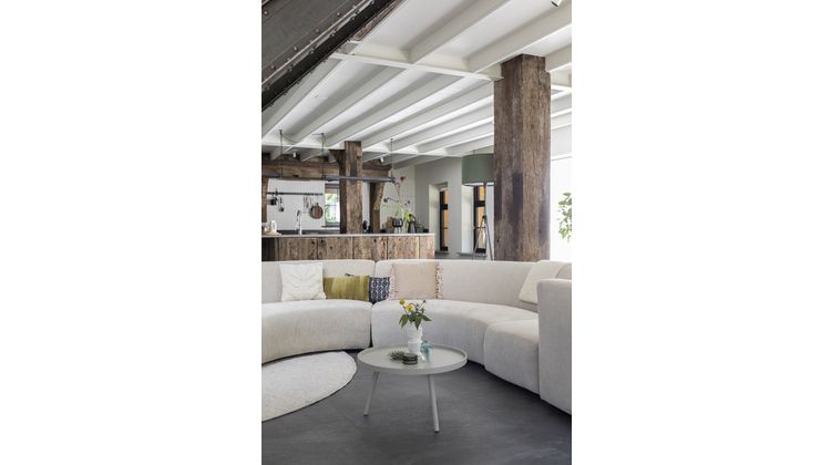 WOOOD Mesa Beige Bijzettafel