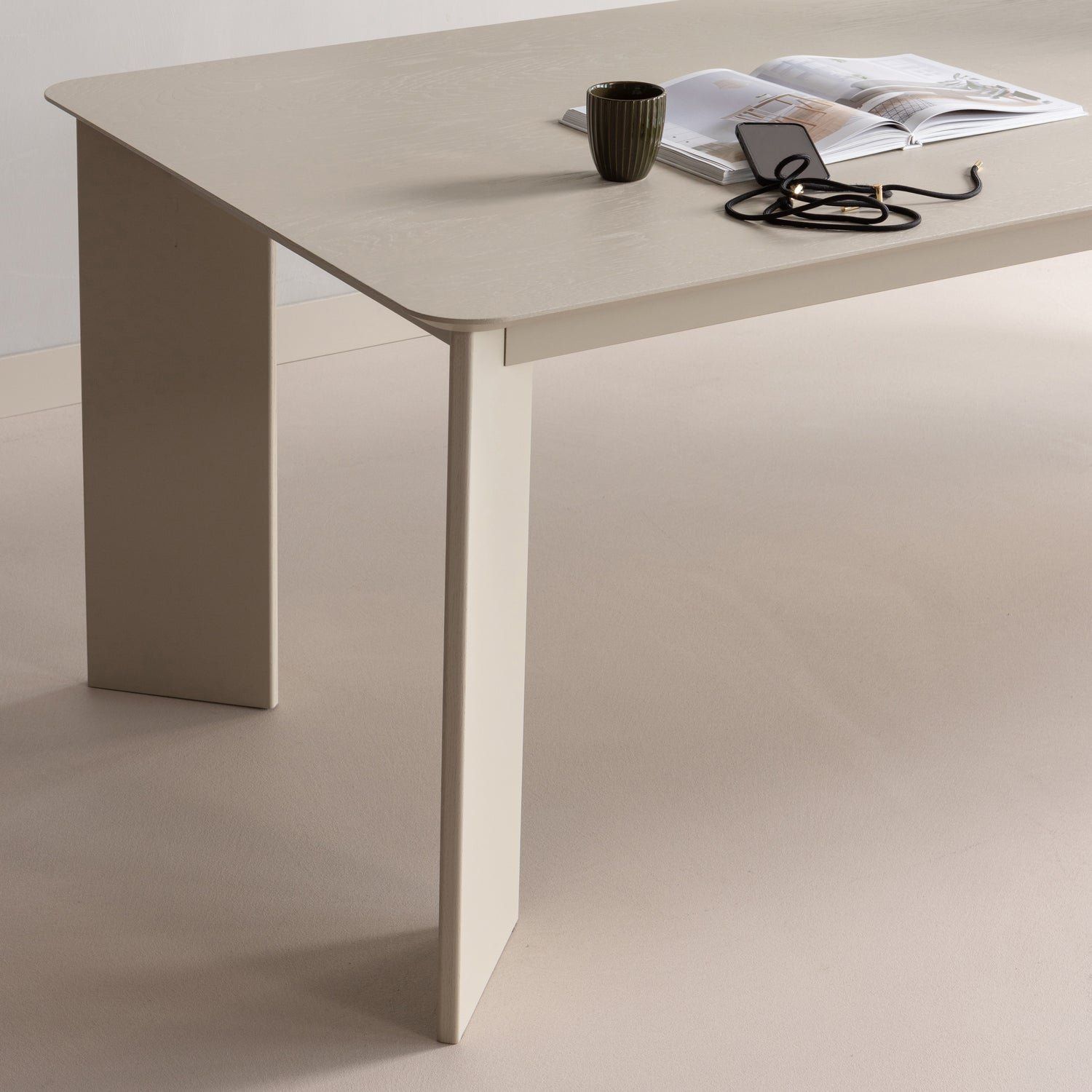 WOOOD Tablo Afgerond Eettafel