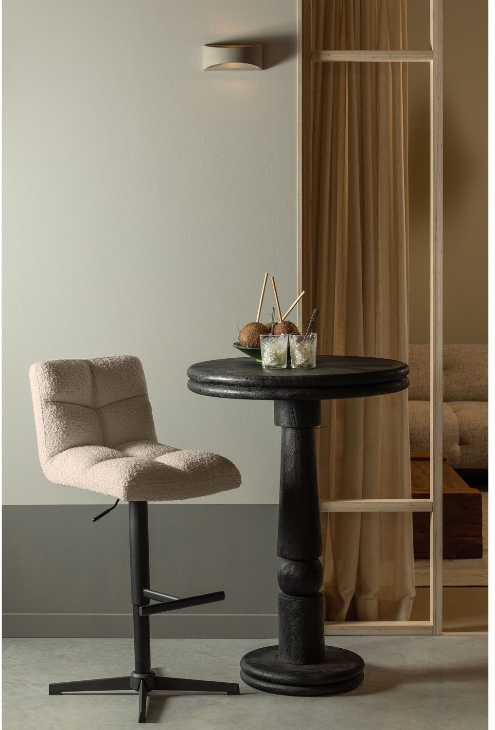 WOOOD Vinny Barstoel