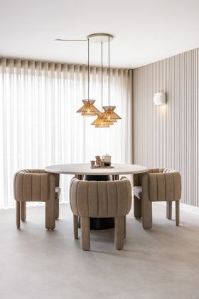 XOOON Lund Cone Rond Eettafel