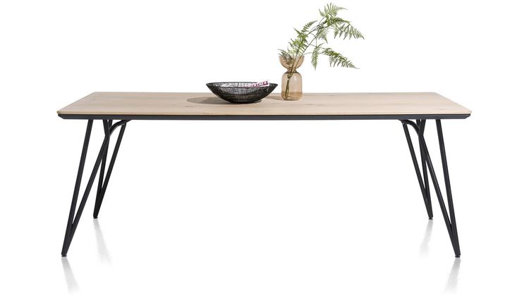XOOON Vik Eettafel
