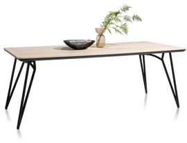 XOOON Vik Eettafel