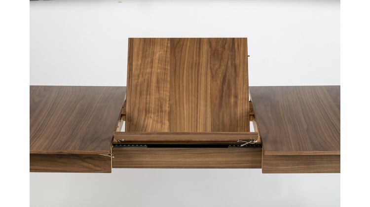 Zuiver Glimps Walnut Uitschuiftafel
