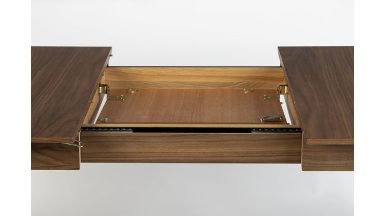 Zuiver Glimps Walnut Uitschuiftafel