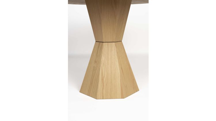Zuiver Lotus Eettafel