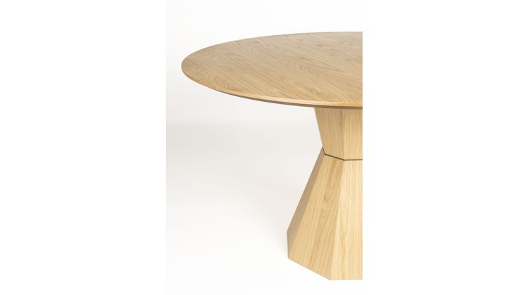 Zuiver Lotus Eettafel